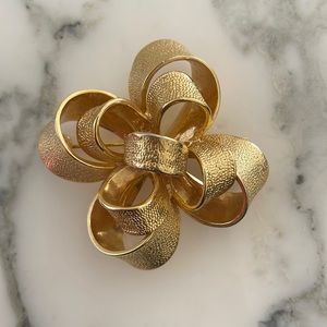 Kenneth Jay Lane KJL Gold Bow Brooch